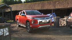 MITSUBISHI L200 DIESEL Double Cab DI-D 150 Barbarian+ 4WD Auto